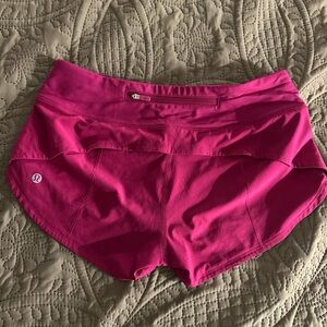 Lulu lemon speedy 2.5” shorts